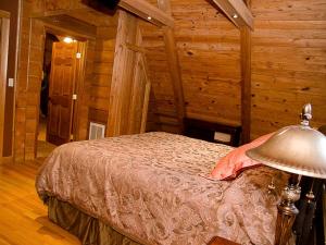 Delightful Vacation Cabins in Mount Juliet near Nashville, Tennessee