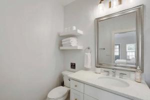 Unique Vacation Rental on 30-Acre Ranch near Pedernales Falls State Park, Texas
