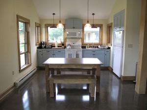 Family-Friendly Cabin Rental for a Farm Getaway near Woodstock, Vermont