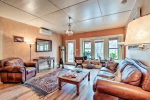 Adobe Cottage on Organic Farm Stay near Taos, New Mexico