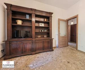 Ferrucci Apartment By Florence Sweet Homes