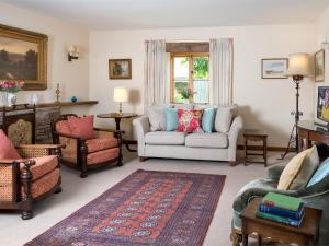 3 Bed in Hay-on-Wye BN345