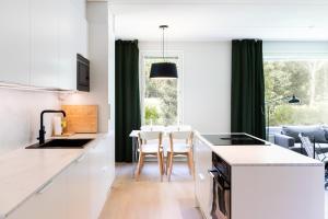 Newly renovated large family apartment, parking, sauna, balcony