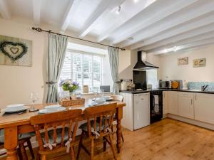 2 bed in Tywyn 83956