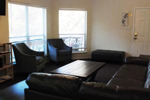 Waterfront Cabin Rental on the Banks of the Guadalupe River near San Antonio, Texas