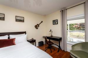 Exquisite Zen Suite Retreat near Blue Ridge Mountain in Virginia