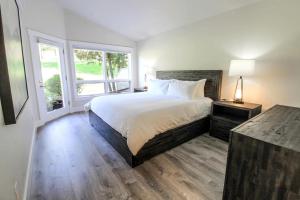 Wonderful Vacation Rental by Golf Course in Columbia Falls, Montana