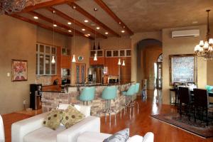 Luxury Four-Bedroom Cabin Rental with a Fireplace in New Braunfels, Texas