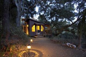 Mountain Cabin with Canyon Views near Pfeiffer Big Sur State Park, California