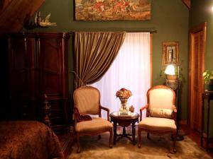 Rustic Room Rental for a Vacation near Harrison, Arkansas