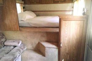 Rustic Caravan Getaway on a Creek in the Klamath National Forest of California