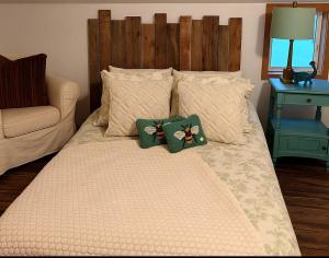 Pet Friendly Impressive Safari Tent with Hot-tub in Rainbow, California