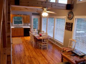 Well-Equipped Cabin Great for Families in Helen, Georgia