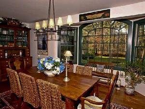 Exquisite Villa Rental for Groups with a Heated Pool in Orleans, Massachusetts