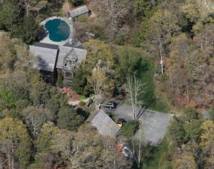 Exquisite Villa Rental for Groups with a Heated Pool in Orleans, Massachusetts