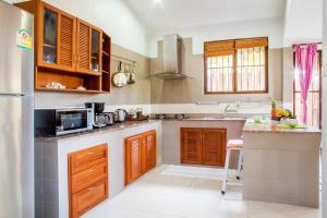 House 4 people sea view 100 m from the beach