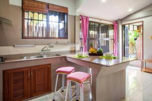 House 4 people sea view 100 m from the beach