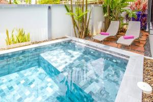 150 m from a paradise beach 3 bedrooms pool