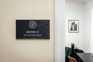 Elegant Historic Suite with Mountain Views in Luray, Virginia