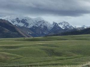 Cozy Accommodation with Breakfast Included in Meeteetse, Wyoming