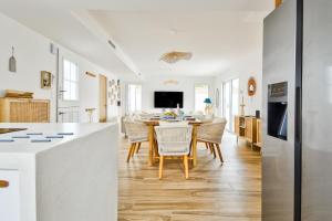 Piscine chauffée - Maison 6 adultes 2 enfants