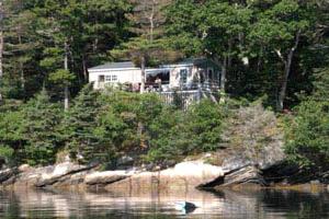 Waterfront Pet-Friendly Cottage Rental in Lincoln County, Maine