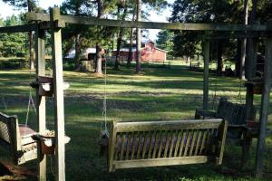 Spacious Log Cabin Rental for Family Vacations in Texas
