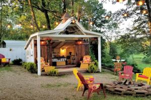 Unique Repurposed Barn near Niles for Glamping in Michigan