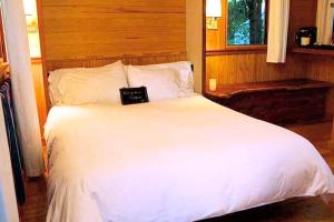 Romantic and Unique Tree House Rental on a Private Ranch in Central Texas