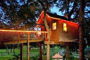 Romantic and Unique Tree House Rental on a Private Ranch in Central Texas
