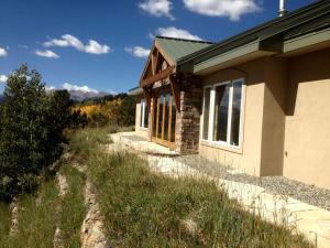Unique Cottage with Spectacular Views of the Rocky Mountains in Idaho Springs, Colorado