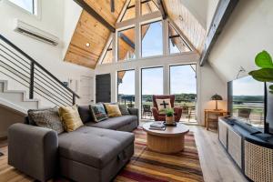 Elegant Modern A-Frame Surrounded by Nature in Texas