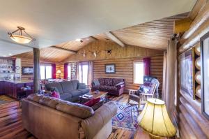 Secluded Cabin Rental for a Peaceful Vacation in Montana