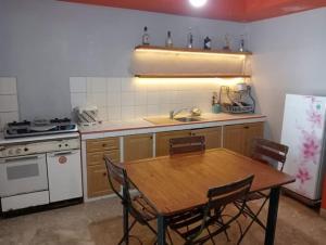 Lippo Pantai Carita 9270