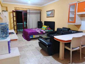 Lippo Pantai Carita 9270