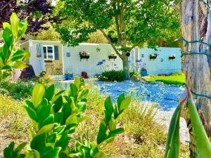 Fully Refurbished Container in Devore Heights, California, for Glamping Trips on Route 66