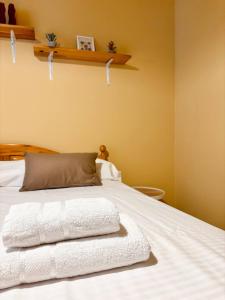 Ciao Cozy & Quiet Central Retreat