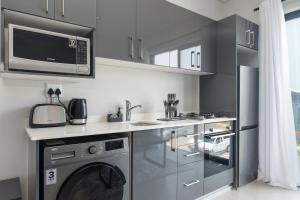 Ocean Club E25, Zimbali Lakes