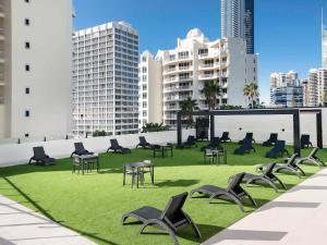 Above the Waves - Relaxed Coastal Living at Mantra