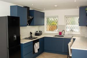 Hatfield Haven with Free Parking, 25min London and Fast Wi-Fi