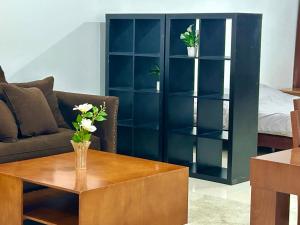 Spacious Luxury Stay by Corniche Beach