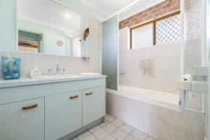 Sandy Surfer - Tweed Coast Holidays