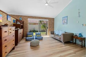 Sandy Surfer - Tweed Coast Holidays