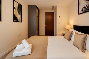 Still Life Moorgate Deluxe