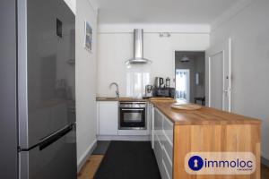 Apartment neighborhood Liberation