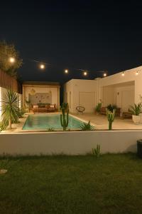 Villa Benbienn piscine iptv Billard américain wifi illimité très bon emplacement