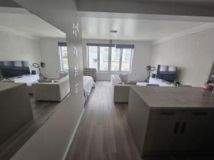 cosy studio George laurand