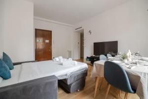 Luxury Suite Spacious Home in the Heart of Como