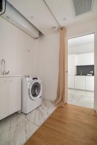 Luxury Suite Spacious Home in the Heart of Como