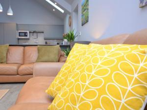 2 bed in Lincoln 53878